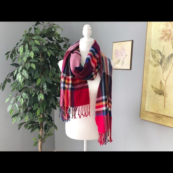Abercrombie & Fitch Accessories - Abercrombie & Fitch Plaid Blanket Scarf